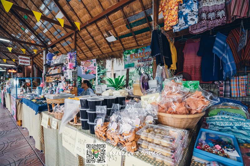 ตลาดน้ำสองคลองวัดตลิ่งชัน จังหวัดกรุงเทพมหานคร