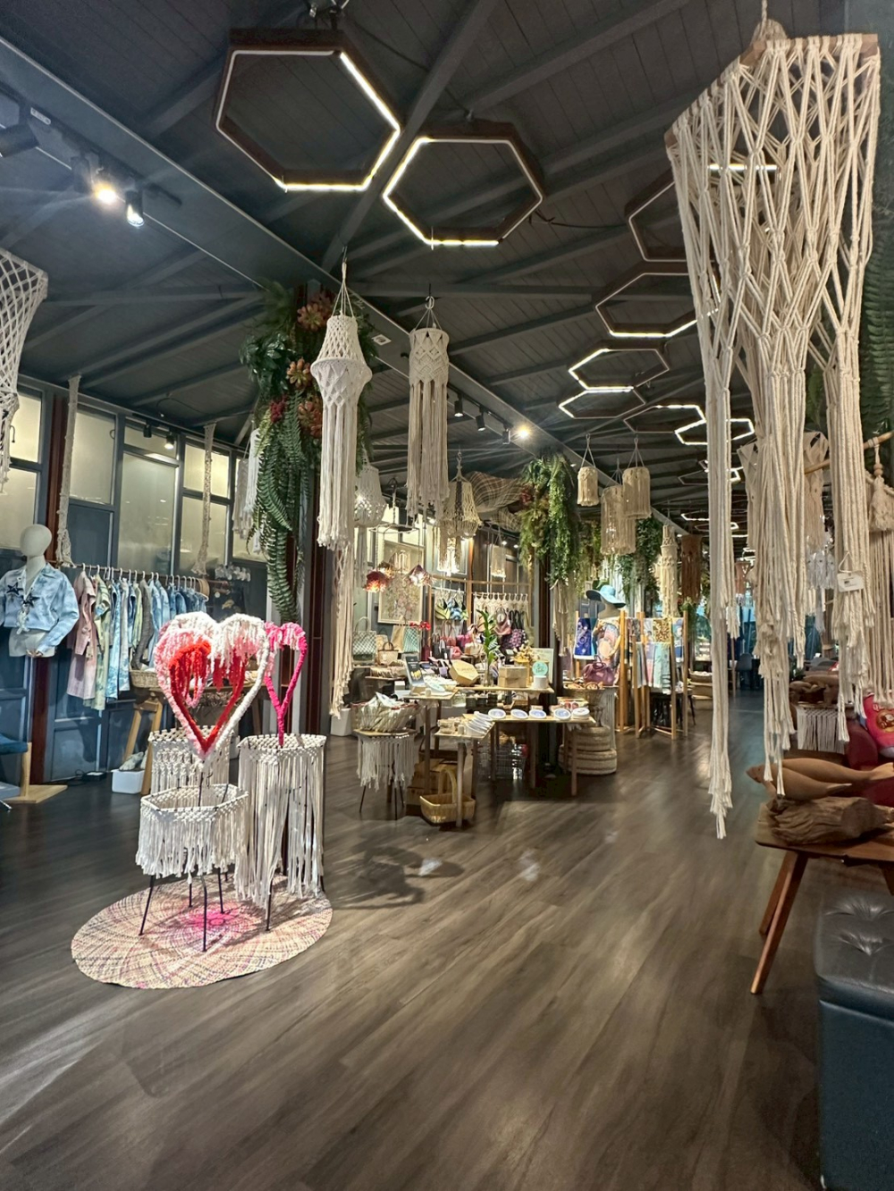 ชุมชนต้องเที่ยวชุมชนท่องเที่ยวบ้านลำขนุน