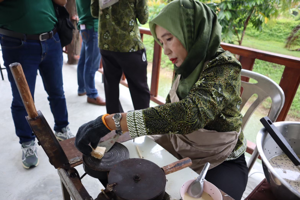 ชุมชนท่องเที่ยวบ้านไหนหนัง จังหวัดกระบี่