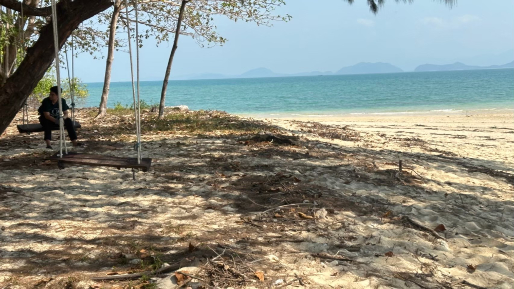 ชุมชนท่องเที่ยวบ้านม่วงกลวง