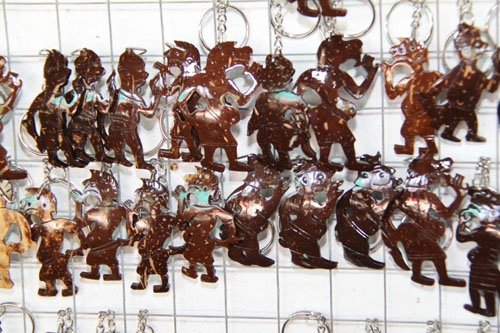 ของฝาก ถูกใจ กะลาลุงปลื้ม  ชุมชนบ้านลำสินธุ์