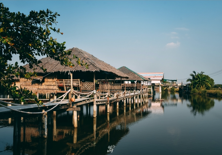 ชุมชนบ้านขุนสมุทรจีน