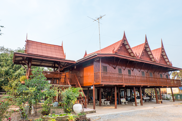 เรือนมะลิวัลย์ บ้านหัตถกรรมไม้จิ๋ว