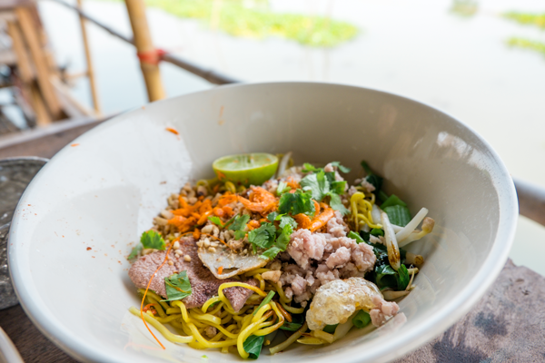 สุ่มปลายักษ์
